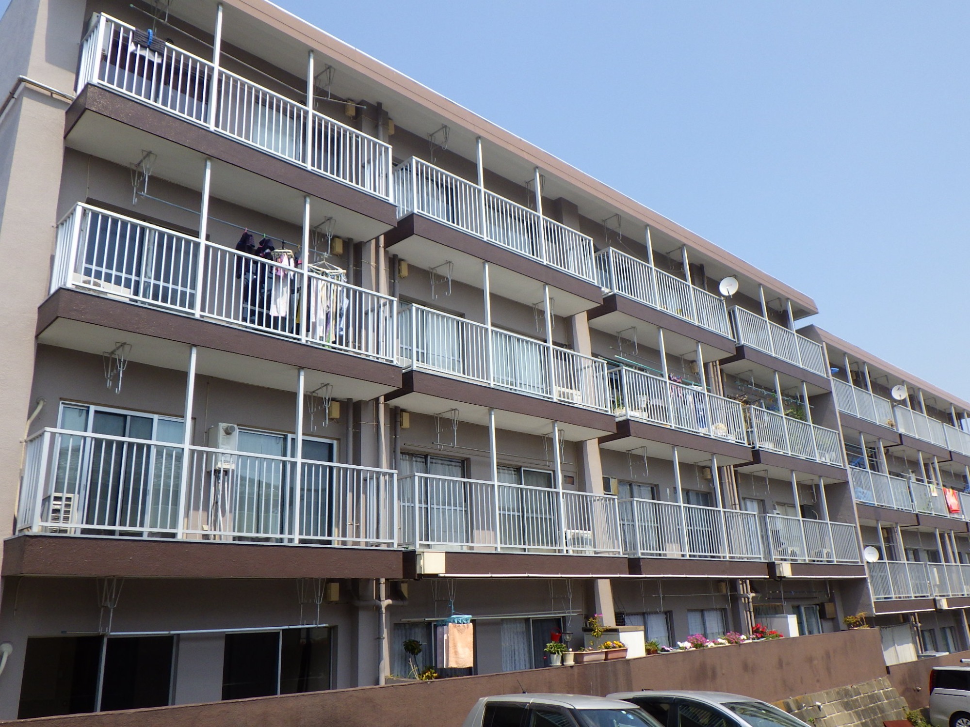 写真：M団地屋根断熱防水修繕工事